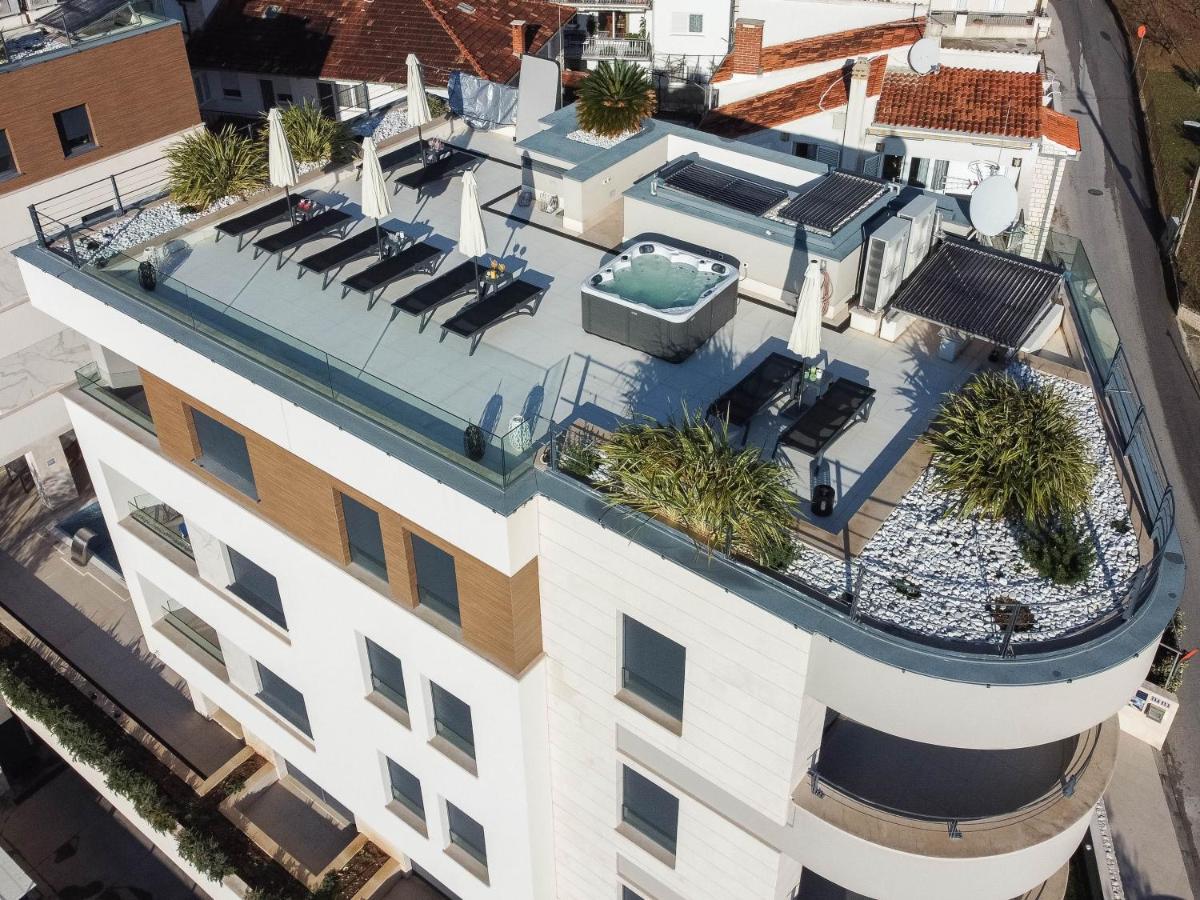 Apartment Unique 9