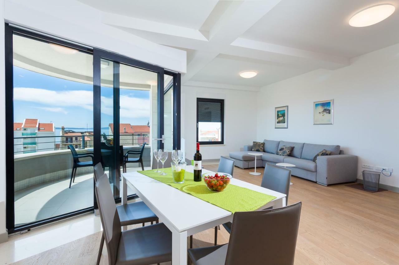 Unique 9 Apartment *